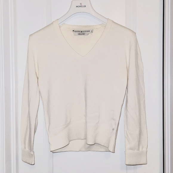 Tommy Hilfiger Sweaters - 2/$20 Tommy Hilfiger V-Neck sweater white